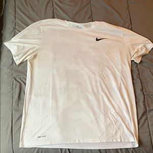 Nike White Pattern Drifit Training Shirt - XL
